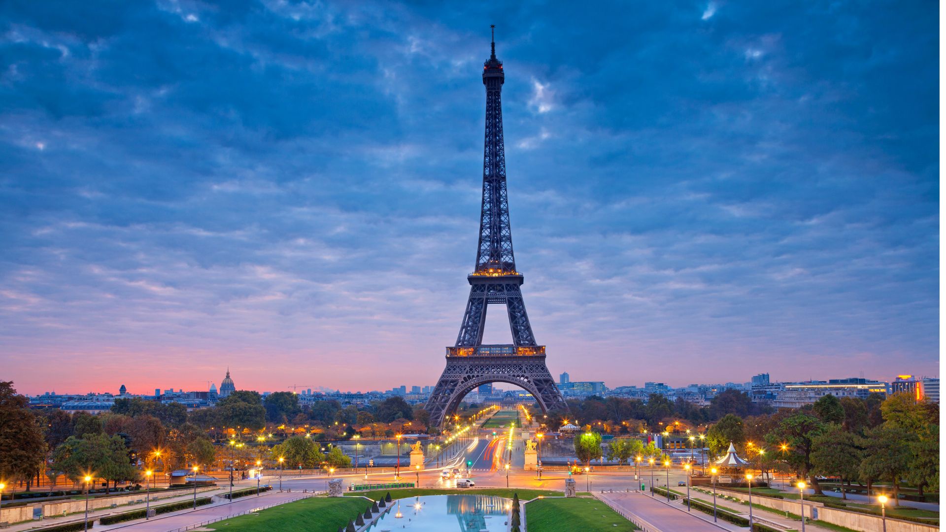 Franc╠oa  Um pai╠us de infinitas possibilidades